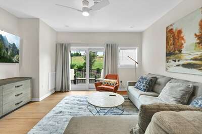 3 Lee Garden Ln Unit 106-105.jpg