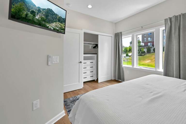 3 Lee Garden Ln Unit 106-114.jpg