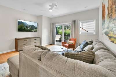 3 Lee Garden Ln Unit 106-106.jpg