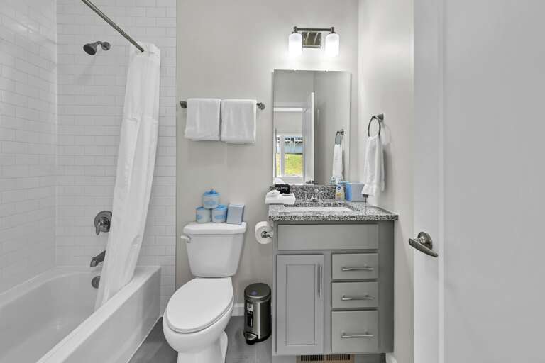 3 Lee Garden Ln Unit 106-113.jpg