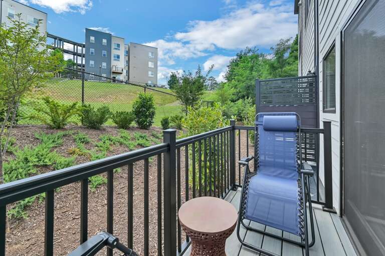 3 Lee Garden Ln Unit 105-132.jpg
