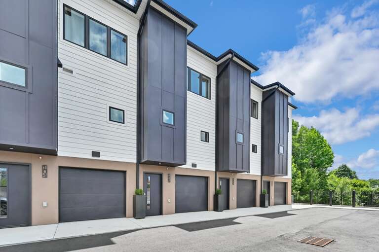 3 Lee Garden Ln Unit 105-133.jpg