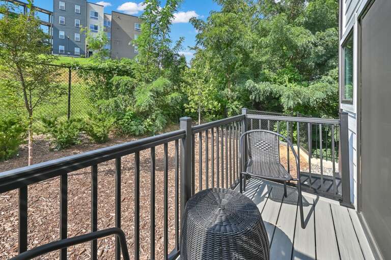 107 Lee Garden Ln-101.jpg