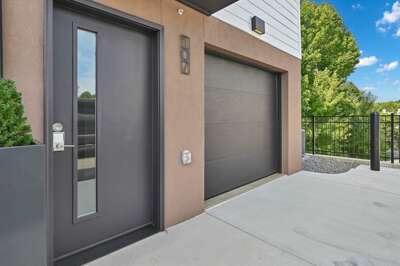 107 Lee Garden Ln-103.jpg