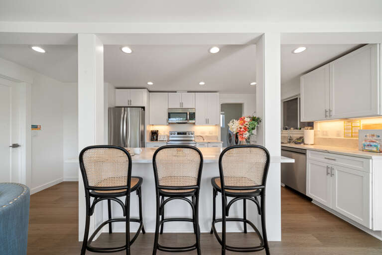 Kitchen Bar open to dining room and Living room with electric fireplace, Streaming TV Kitchen Bar open to dining room and Living room with electric fireplace, Streaming TV