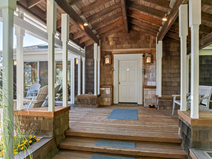 Entrance area