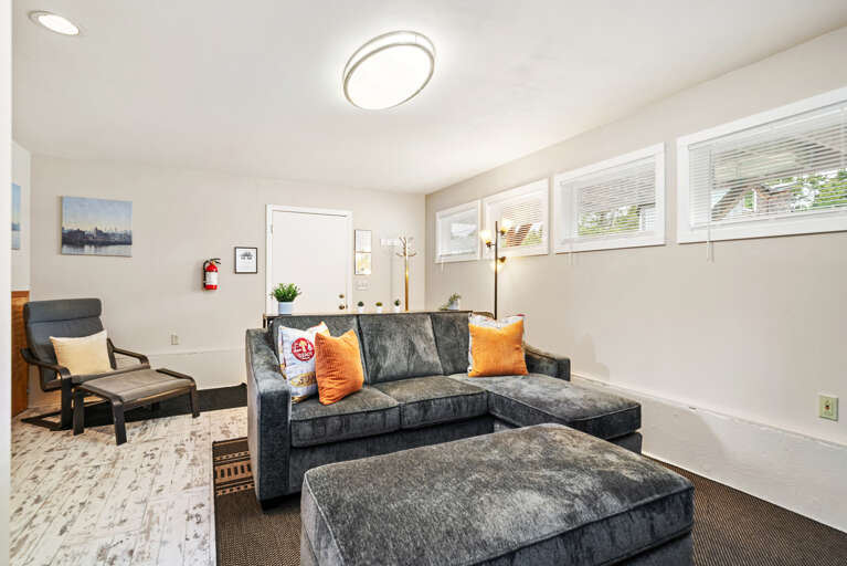 Downstairs den with Smart TV, sleeper couch (twin size)