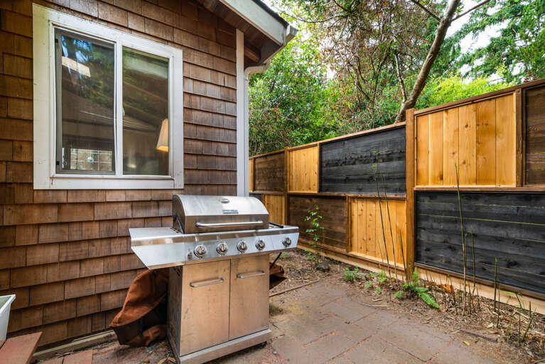 Side yard with Gas BBQ