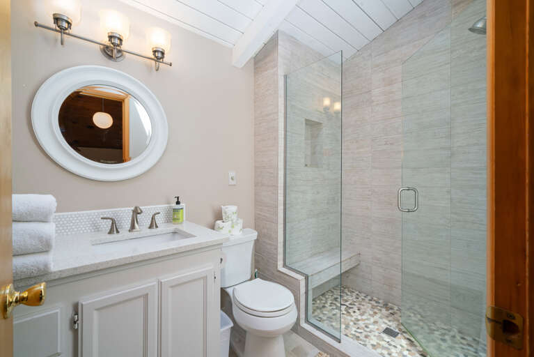 Hall bath across from Loft Queen bed.