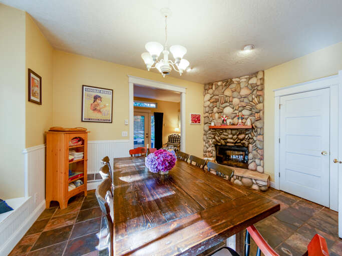 Dining room with fireplace