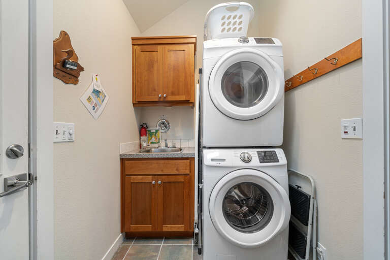Stackable washer and dryer