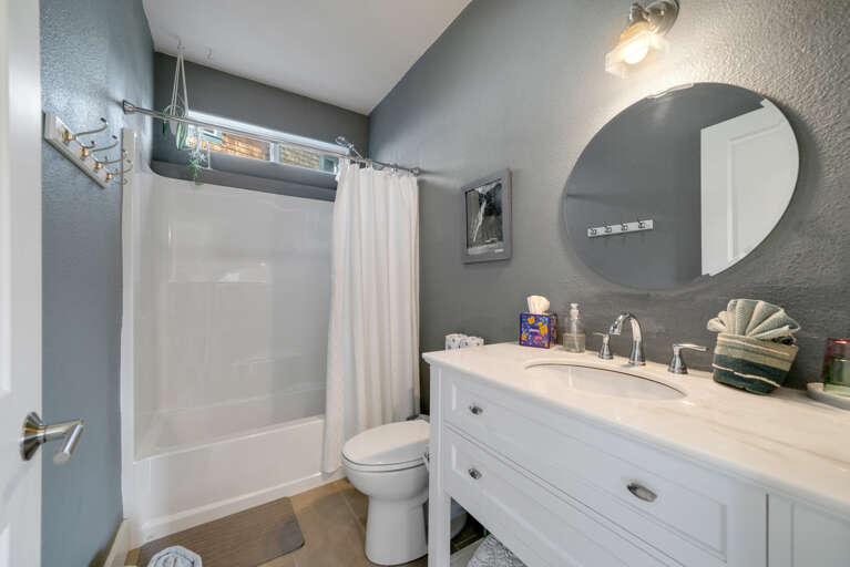 Lower level Full bath with shower tub combo Lower level Full bath with shower tub combo
