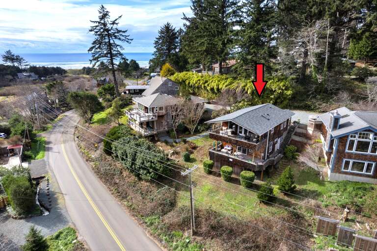 6 minute walk to the beach 6 minute walk to the beach