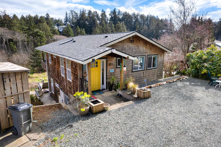 Street view-Driveway parking for 3 cars Street view-Driveway parking for 3 cars