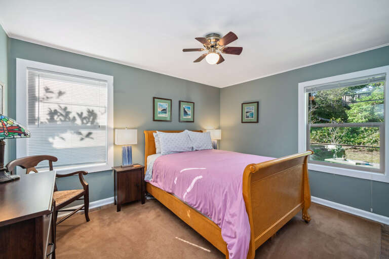 Master bedroom with Queen Bed. 