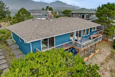 Aerial view of the outside 2 levels of decks.