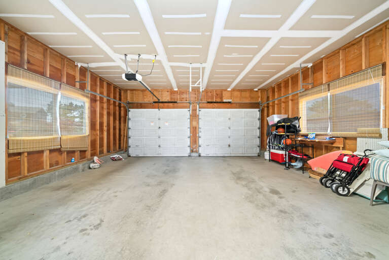 Garage available for parking.