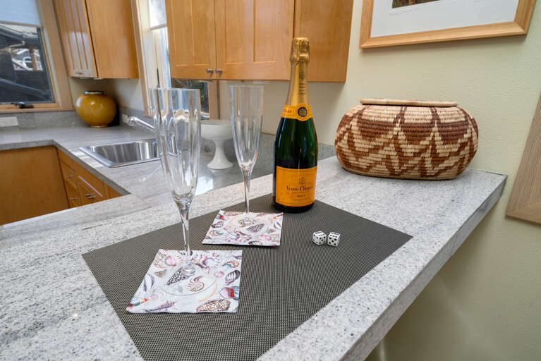 Separate Cabana studio apartment with Queen murphy bed, Direct TV, Gas fireplace, Wet bar, Full bath with shower, breakfast bar for 2. 