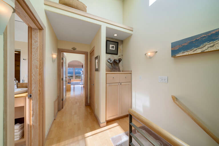Upstairs landing between two bedrooms with Hall bath