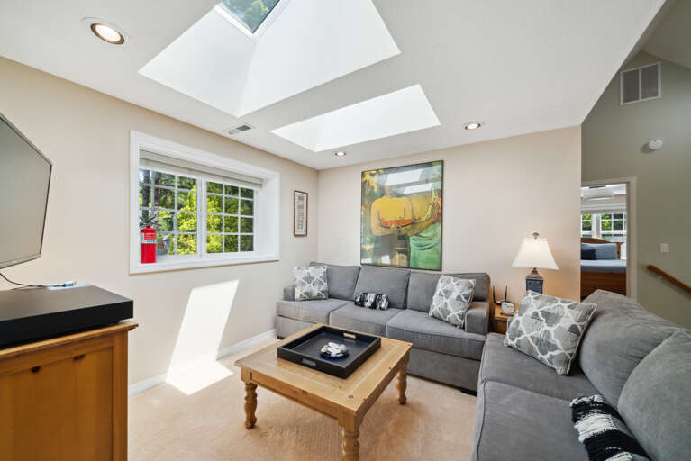 Loft area with Streaming TV, games and puzzles