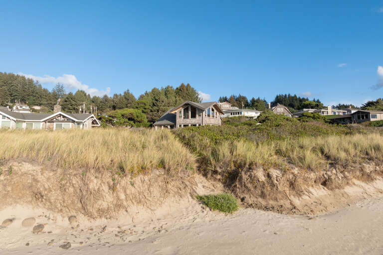 Beach access off of the front yard