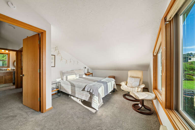 2nd upstairs queen bedroom with spectacular ocean views
