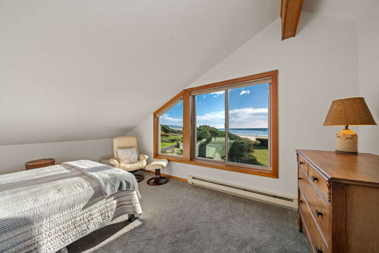 2nd upstairs queen bedroom with spectacular ocean views