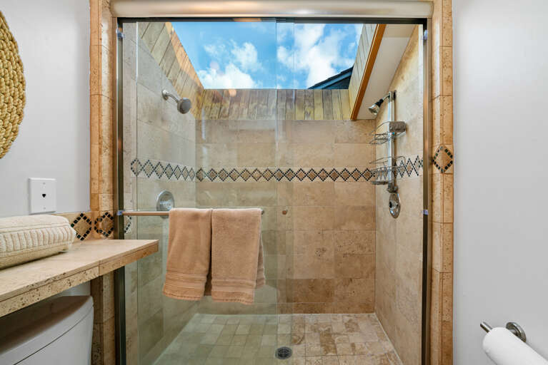 Upstairs full bath with walk in shower 