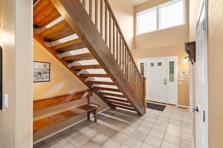 Large staircase that leads to the upper floor