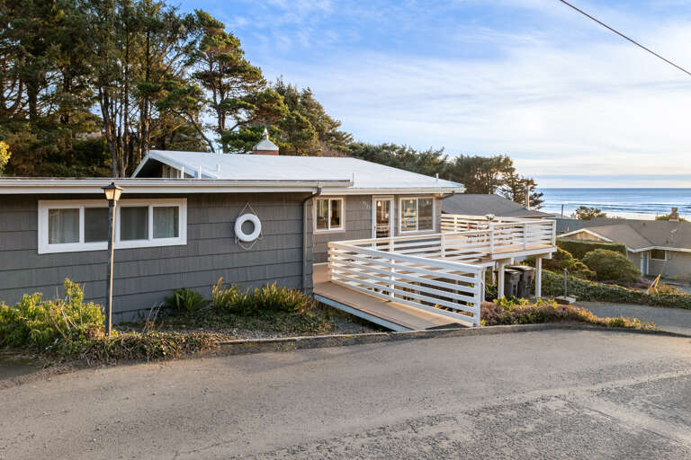 Street view-2 story 6 bedroom/3 bath Street view-2 story 6 bedroom/3 bath