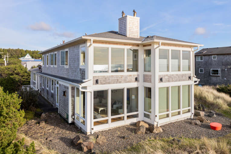 Oceanfront town house Oceanfront town house