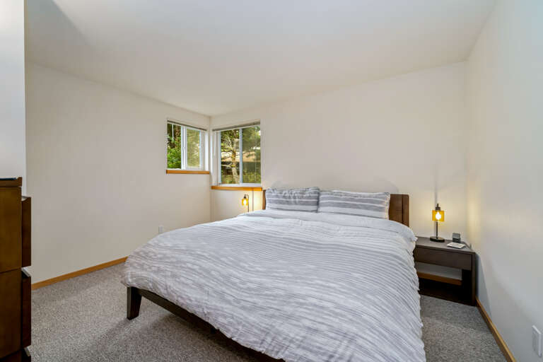 Downstairs King bedroom 