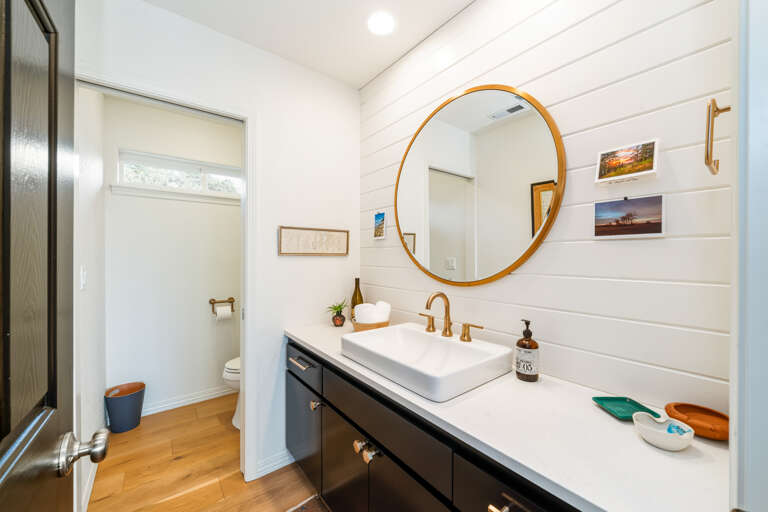 1/2 bath on upper level