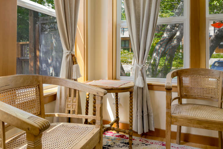 Sitting area in the downstairs King bedroom