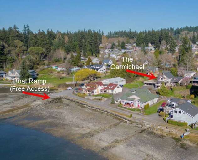 Explore the Inlet waters using the free public boat launch.