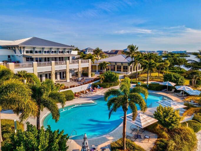 GetMedia.Clubhouse pool.beach2.jpg GetMedia.Clubhouse pool.beach2.jpg