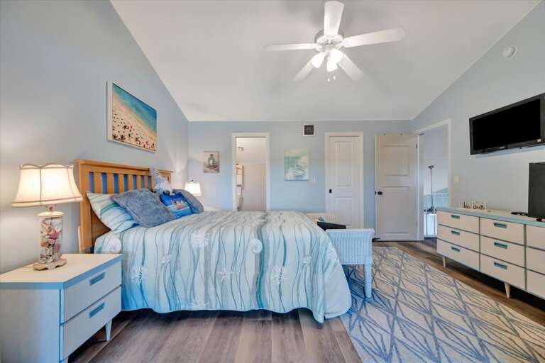 64-Bedroom 3.jpg