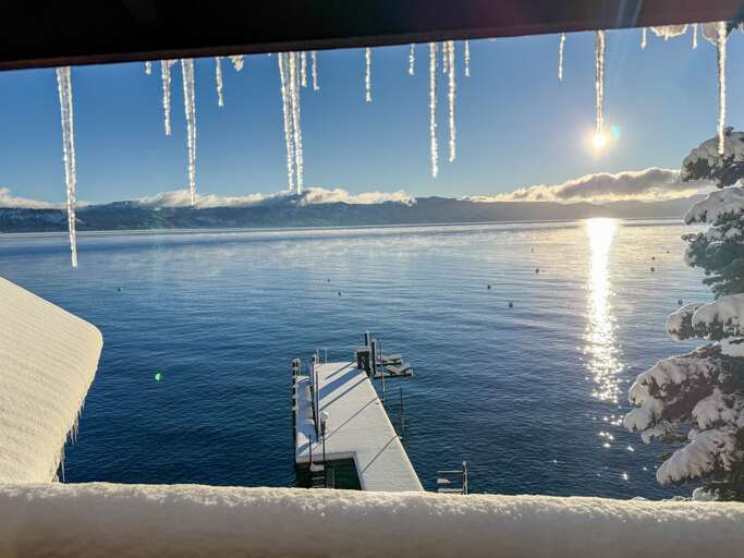 Wake up to breathtaking lake views and the soothing sounds of the water just outside your window. 