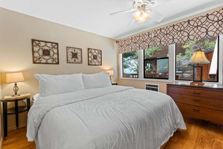 Downstairs Bedroom – Features a comfortable king bed for a restful night's sleep.