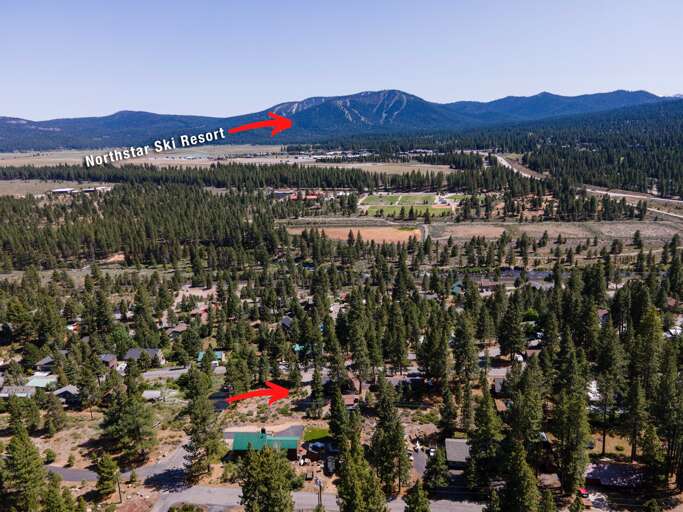 Centrally located in Olympic Heights, this home offers a peaceful neighborhood just minutes from downtown Truckee, Donner Lake, Northstar, Sugar Bowl, and Palisades Tahoe.