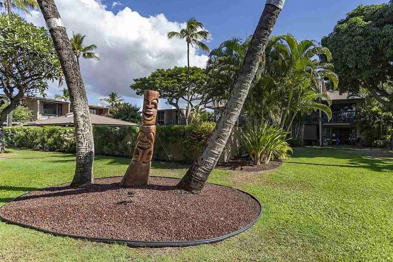 Mature Landscaping and amazing property staff. Mature Landscaping and amazing property staff.