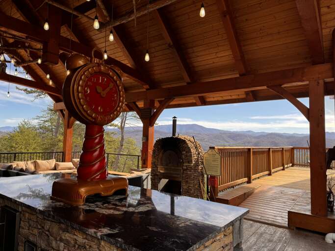 Rustic Deck, Woodfire Oven, Mountain Vista