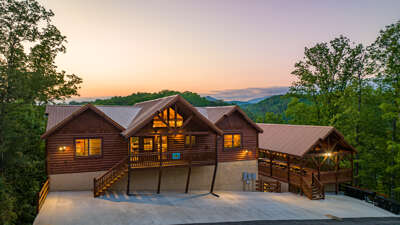 The Lodge at Smoky Escape