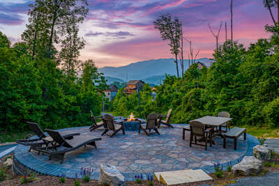 Bear Mountain Chalet