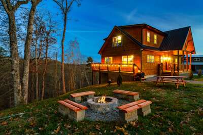 Hemlocke Hideaway