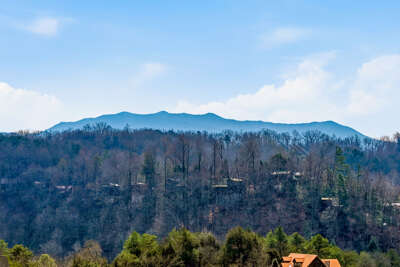 Shangrila Splashing Views