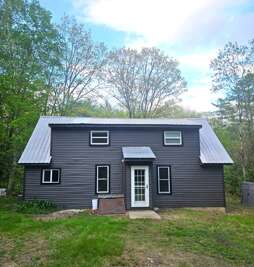 Mountain Cabin - Near Brant Lake