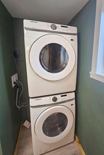 W/D in Downstairs Bath