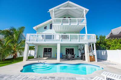 Island Breeze Retreat