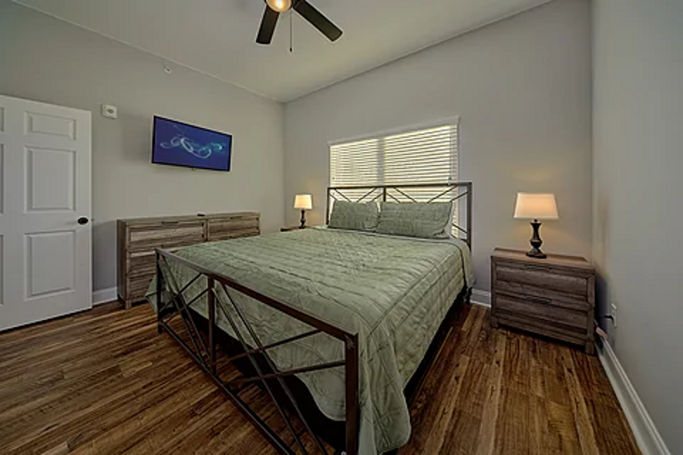 Primary Bedroom with King Bed, Cable TV and Wifi  Primary Bedroom with King Bed, Cable TV and Wifi